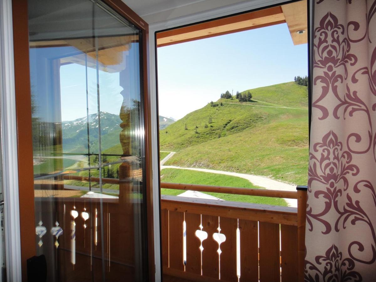 Berggasthof Schatzbergalm Thierbach Zimmer foto